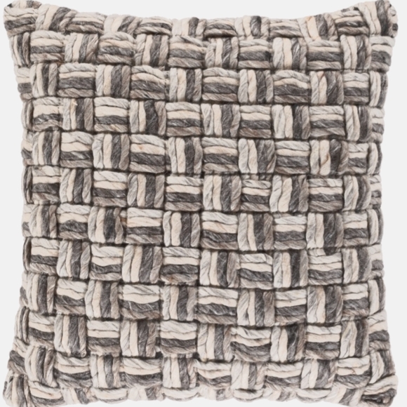 🆕️ Surya Cordoba Collection Pillow Sham Case set of 1 - Picture 2 of 7